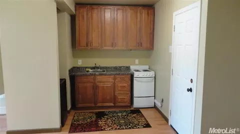 412 Floyd, Modesto, CA 95350 photo 4