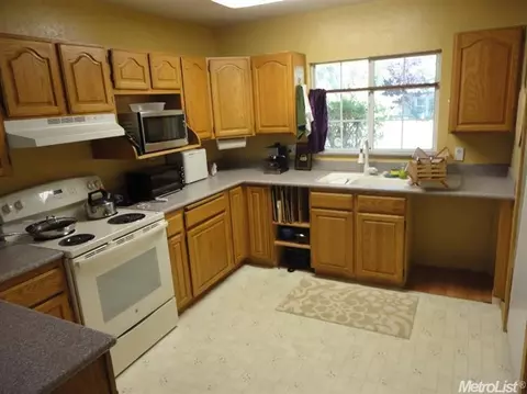 412 Floyd, Modesto, CA 95350 photo 8