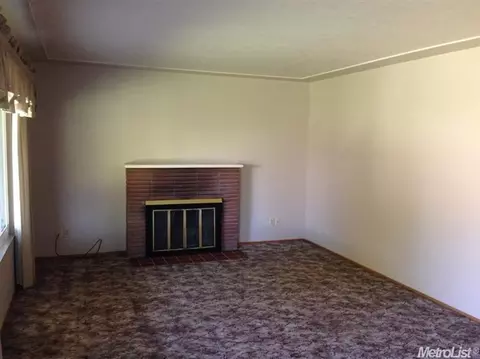 2312 Dana Ln, Modesto, CA 95350 photo 6