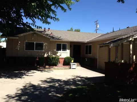 2312 Dana Ln, Modesto, CA 95350 photo 3