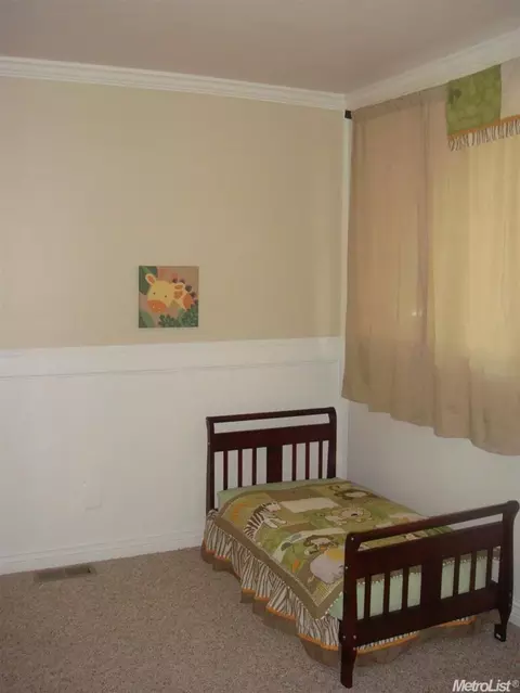 216 Sycamore Ave, Manteca, CA 95336 photo 8