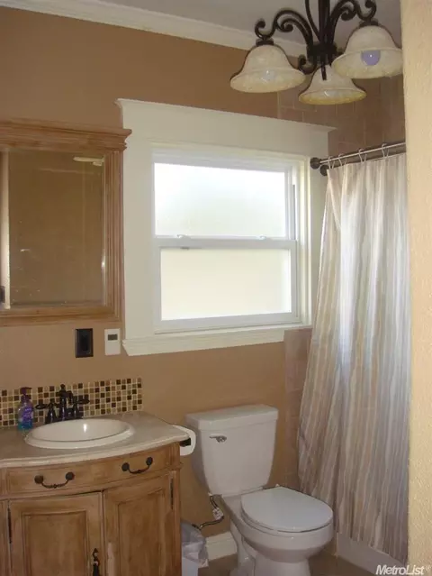 216 Sycamore Ave, Manteca, CA 95336 photo 6