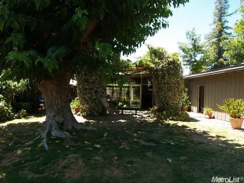 912 Hackberry Ave, Modesto, CA 95350 photo 23