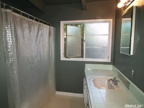 912 Hackberry Ave, Modesto, CA 95350 photo 14