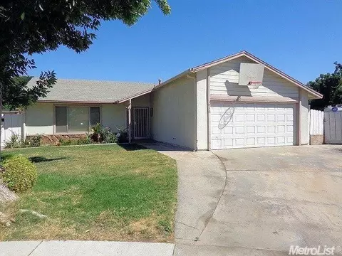 3032 Redbud Ct, Modesto, CA 95354 photo 1