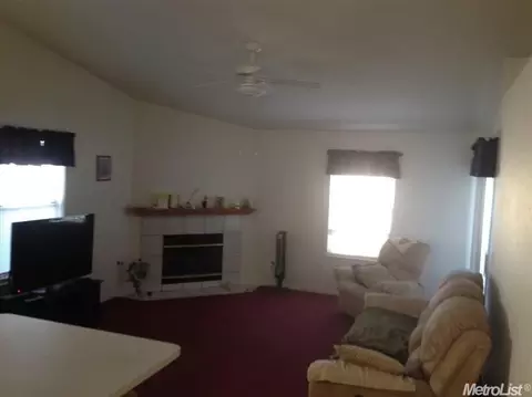 205 Sentinel Dr, Modesto, CA 95357 photo 3
