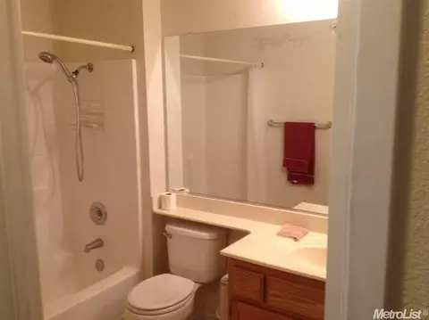 205 Sentinel Dr, Modesto, CA 95357 photo 9