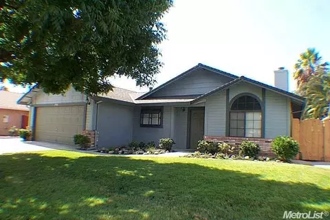 1718 Nadine Ave, Modesto, CA 95351 photo 1