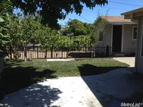 807 Pine St, Manteca, CA 95336 photo 18