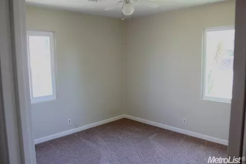 807 Pine St, Manteca, CA 95336 photo 13