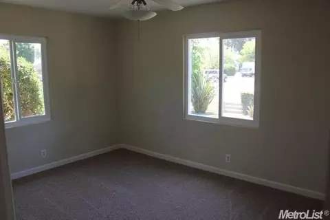 807 Pine St, Manteca, CA 95336 photo 10