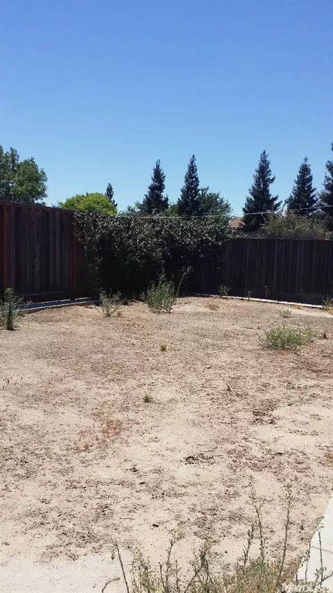 3412 Saints Way, Modesto, CA 95355 photo 9