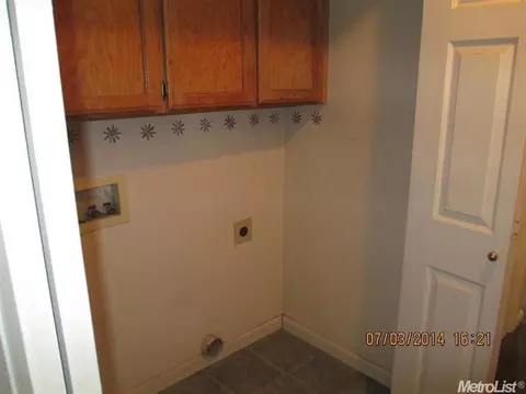 1245 Aptos Dr, Turlock, CA 95382 photo 9