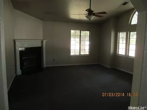 1245 Aptos Dr, Turlock, CA 95382 photo 8