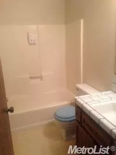 2525 Clara Dr, Turlock, CA 95380 photo 6