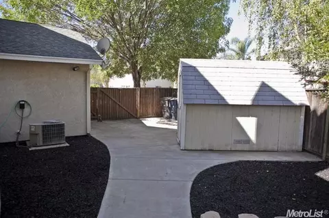151 Oak Crest Ct, Tracy, CA 95377 photo 17