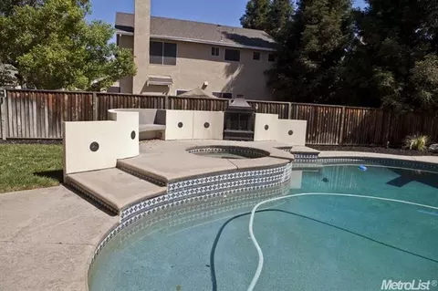 151 Oak Crest Ct, Tracy, CA 95377 photo 16
