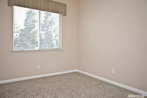 151 Oak Crest Ct, Tracy, CA 95377 photo 8