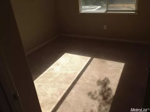 4180 N Berkeley Ave, Turlock, CA 95382 photo 12