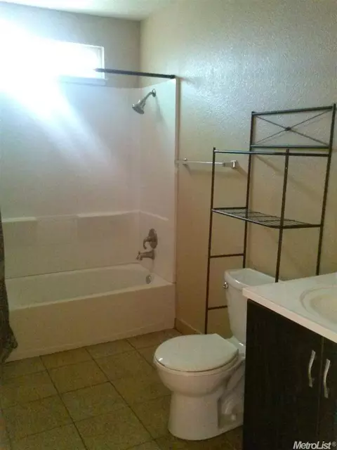 1633 Imperial Ave, Modesto, CA 95358 photo 12