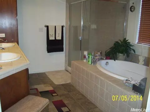 2429 Trident Dr, Modesto, CA 95355 photo 10