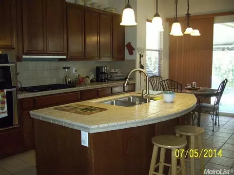 2429 Trident Dr, Modesto, CA 95355 photo 3