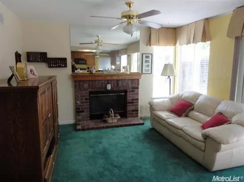 9044 Redwater Dr, Antelope, CA 95843 photo 6