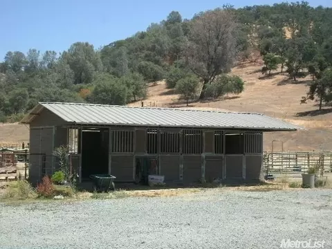 9900 Beaver Loop, Ione, CA 95640 photo 13