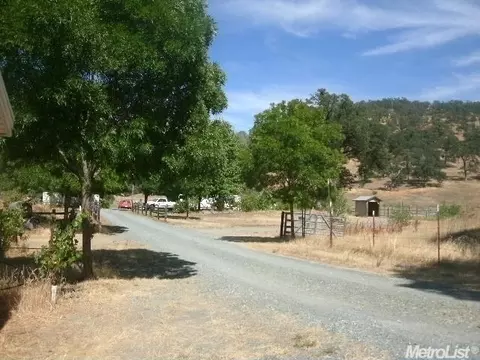 9900 Beaver Loop, Ione, CA 95640 photo 17