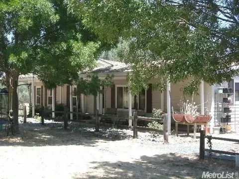 9900 Beaver Loop, Ione, CA 95640 photo 1