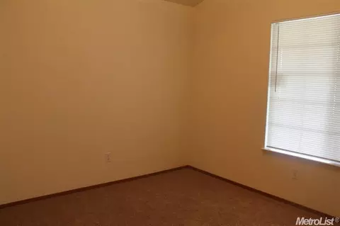 3916 Angel Ln, Ceres, CA 95307 photo 24