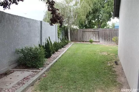 3916 Angel Ln, Ceres, CA 95307 photo 9