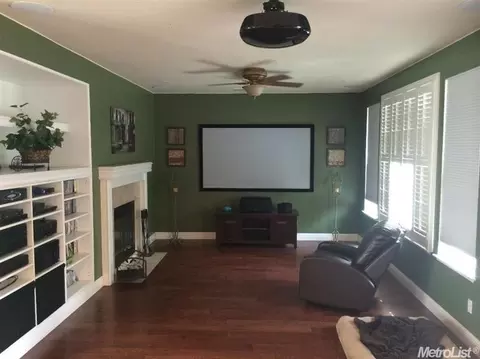 1024 Bear Pl, Tracy, CA 95376 photo 4