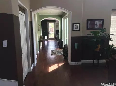 1024 Bear Pl, Tracy, CA 95376 photo 3