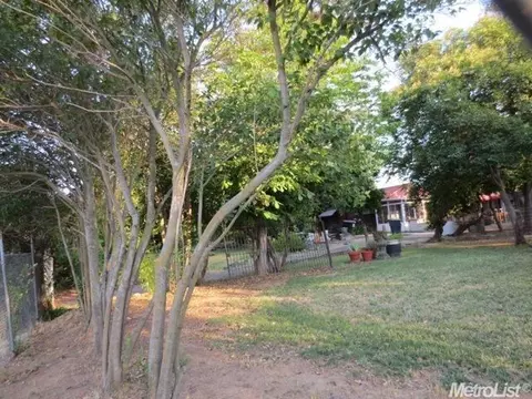 1401 Elverta Rd, Elverta, CA 95626 photo 2
