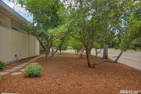 1028 Columbia Pl, Davis, CA 95616 photo 4