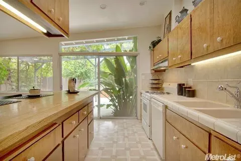 1028 Columbia Pl, Davis, CA 95616 photo 10