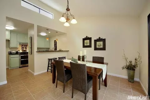 752 Bianco, Davis, CA 95616 photo 5