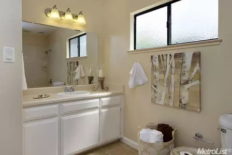 752 Bianco, Davis, CA 95616 photo 16