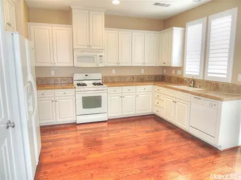 605 Equinox Loop, Lincoln, CA 95648 photo 3