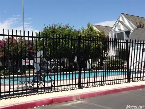411 Golf Cir, Manteca, CA 95337 photo 13
