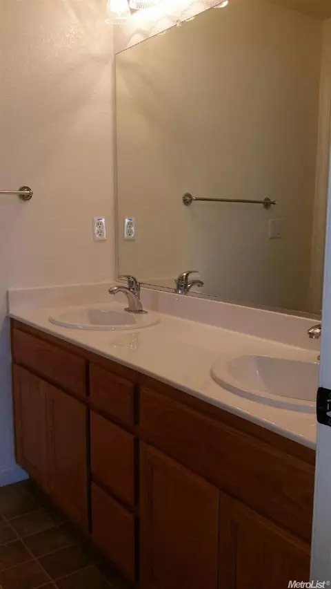3771 Armando Ct, Ceres, CA 95307 photo 5