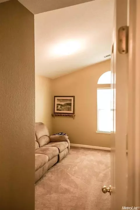 221 Eddo Way, Turlock, CA 95380 photo 12