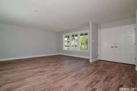 4477 Stollwood Dr, Carmichael, CA 95608 photo 4