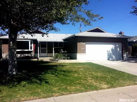 822 Baker Dr, Ripon, CA 95366 photo 1