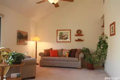 2417 Sparrow Ct, Davis, CA 95616 photo 9