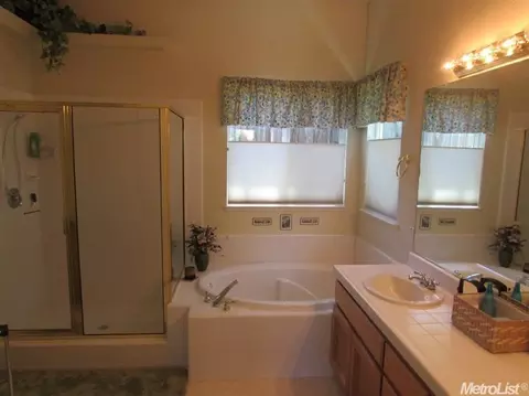 2906 Cameron Dr, Rocklin, CA 95765 photo 13