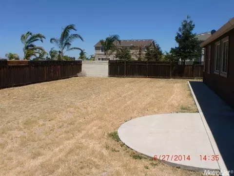 7891 W Depot Master Dr, Tracy, CA 95304 photo 3
