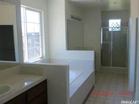 7891 W Depot Master Dr, Tracy, CA 95304 photo 11