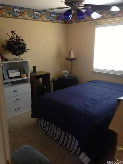 923 Rolling Oak Ct, Modesto, CA 95351 photo 18